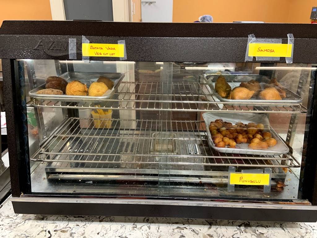 Kakatiya Curries (Inside Trinethra) | restaurant | 802 W El Camino Real, Sunnyvale, CA 94087, USA | 4087465525 OR +1 408-746-5525