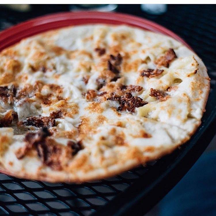 Alexanders Tavern | restaurant | 710 S Broadway, Baltimore, MD 21231, USA | 4105220000 OR +1 410-522-0000