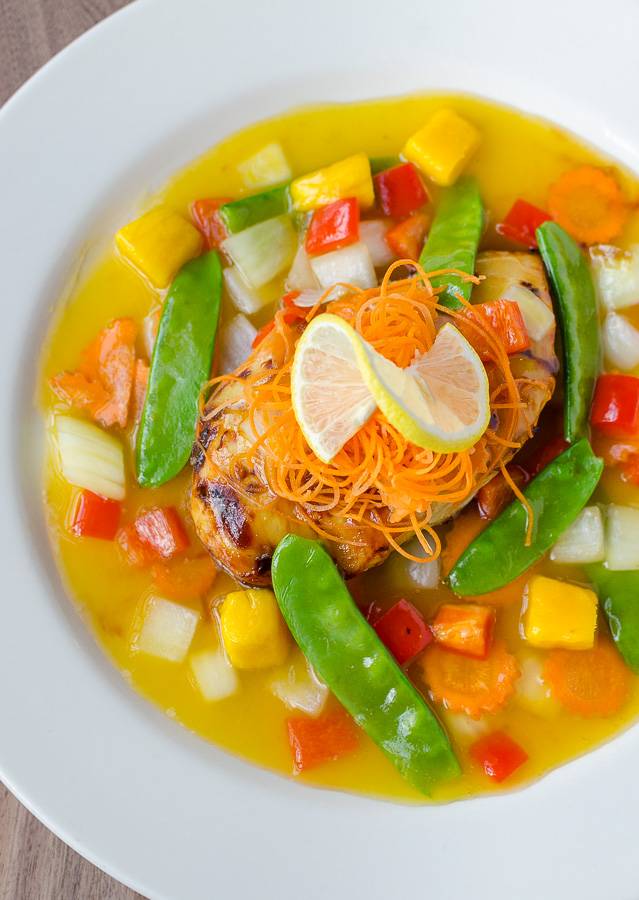 Tuptim Thai Cuisine | restaurant | 4896 Washtenaw Ave, Ypsilanti, MI 48197, USA | 7345285588 OR +1 734-528-5588