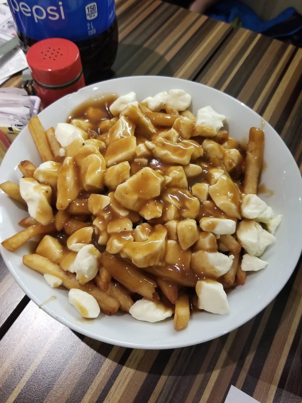 Med Pizza | restaurant | 191 Boulevard des Bois Francs S, Victoriaville, QC G6P 4A1, Canada | 8197522020 OR +1 819-752-2020