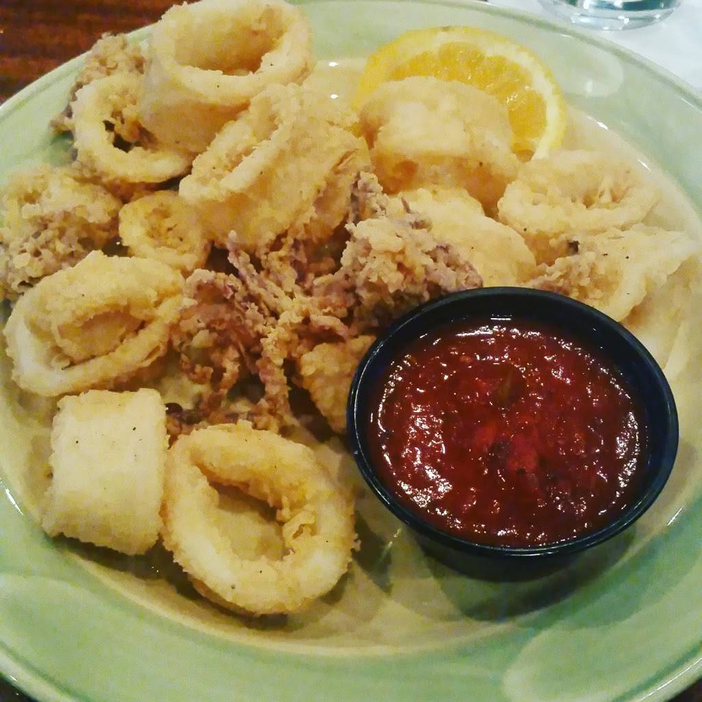 Gilligans Bar & Grill | restaurant | 987 Eisenhower Blvd, Harrisburg, PA 17111, USA | 7179399575 OR +1 717-939-9575