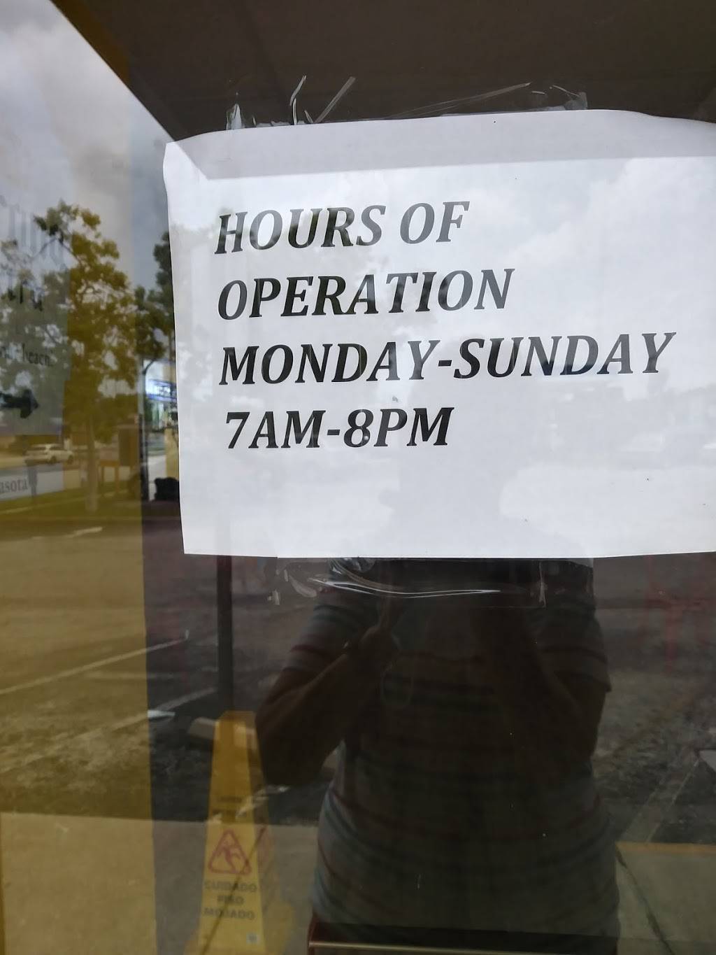 Mega Tropical | restaurant | 2725 S Beneva Rd, Sarasota, FL 34232, USA | 9412714444 OR +1 941-271-4444