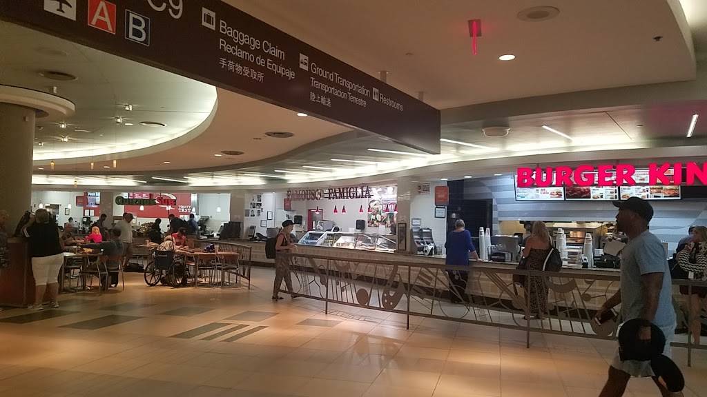 Auntie Annes | restaurant | 1 Terminal Drive HMSHost, Nashville, TN 37214, USA | 6152754400 OR +1 615-275-4400