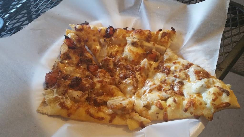 Teenas Pizza | restaurant | 503 E Hackberry St, Salem, IN 47167, USA | 8128830000 OR +1 812-883-0000