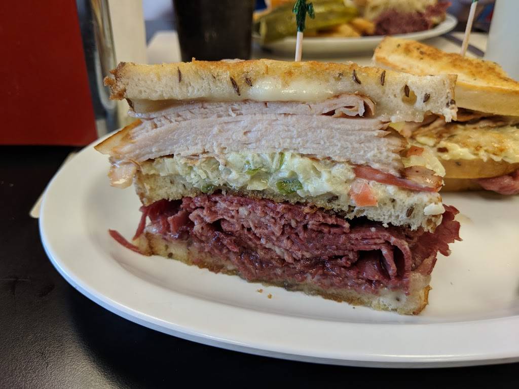 Southside Diner | restaurant | 10705 W Pleasant Valley Rd, Parma, OH 44130, USA | 4408426888 OR +1 440-842-6888