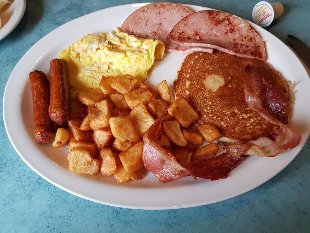 Coreys Restaurant | restaurant | 10 Brock St E, Tillsonburg, ON N4G 1Z5, Canada | 5198427839 OR +1 519-842-7839