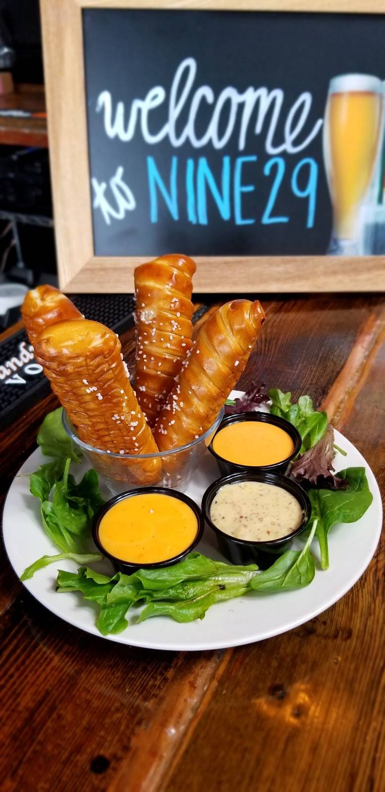 Nine 29 | restaurant | 929 Elmwood Ave, Buffalo, NY 14222, USA | 7167684985 OR +1 716-768-4985