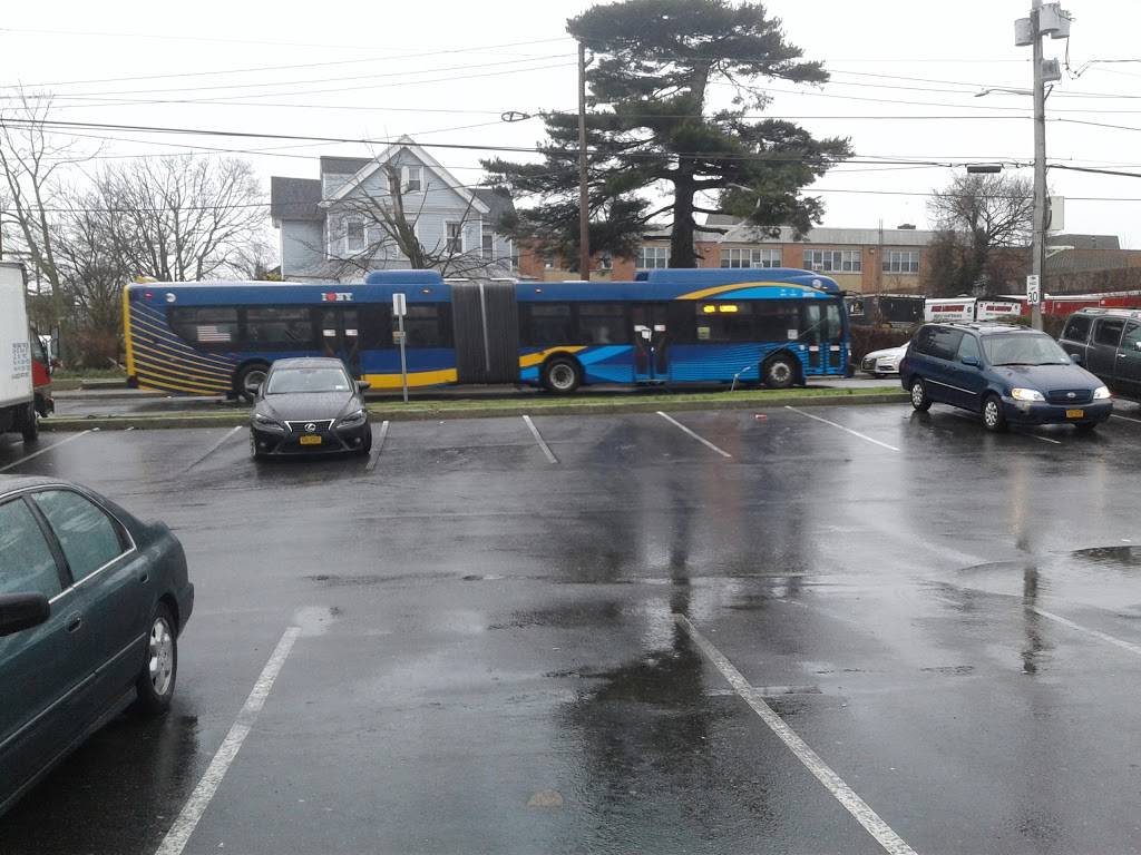 Carisma Dominicana | restaurant | 199 Mott Ave, Lawrence, NY 11559, USA | 5162391611 OR +1 516-239-1611