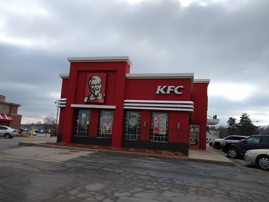KFC | restaurant | 13715 Q St, Omaha, NE 68137, USA | 4028952600 OR +1 402-895-2600