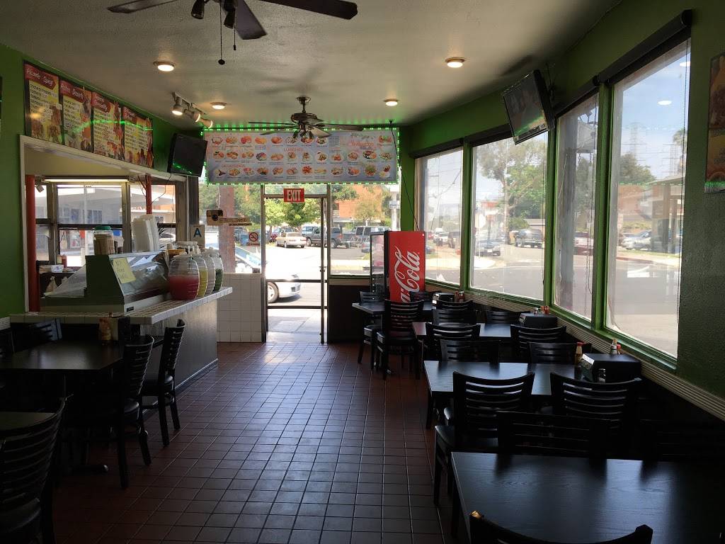 Tacos Y Bionicos Imperio | restaurant | 17845 Clark Ave, Bellflower, CA 90706, USA | 5628666967 OR +1 562-866-6967
