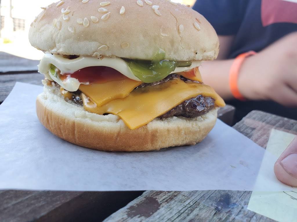 Le poutinault | restaurant | 270b Boulevard Thibeau, Trois-Rivières, QC G8T 6Y4, Canada | 8199094433 OR +1 819-909-4433