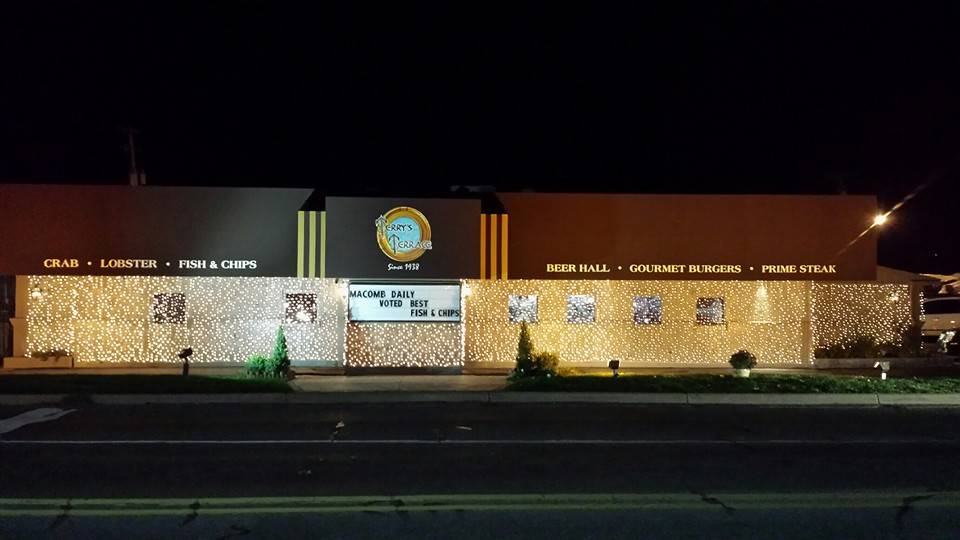 DK Arcade | restaurant | 36470 Jefferson Ave, Harrison Charter Township, MI 48045, USA | 5864638258 OR +1 586-463-8258