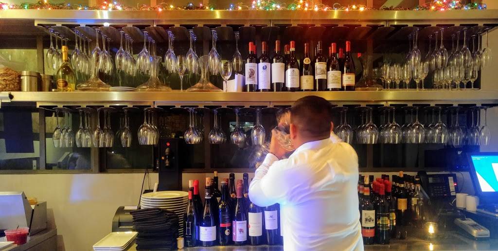 Bliss | restaurant | 926 S Presa St, San Antonio, TX 78210, USA | 2102252547 OR +1 210-225-2547