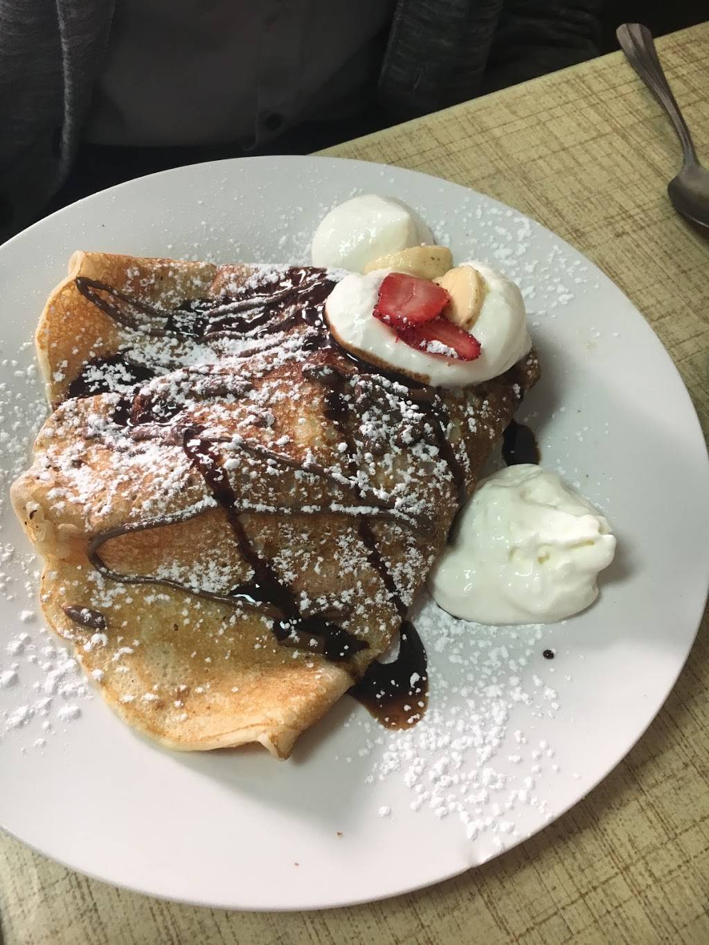 The Connection Café | restaurant | 1207 3rd Ave W, Bradenton, FL 34205, USA | 9412514954 OR +1 941-251-4954