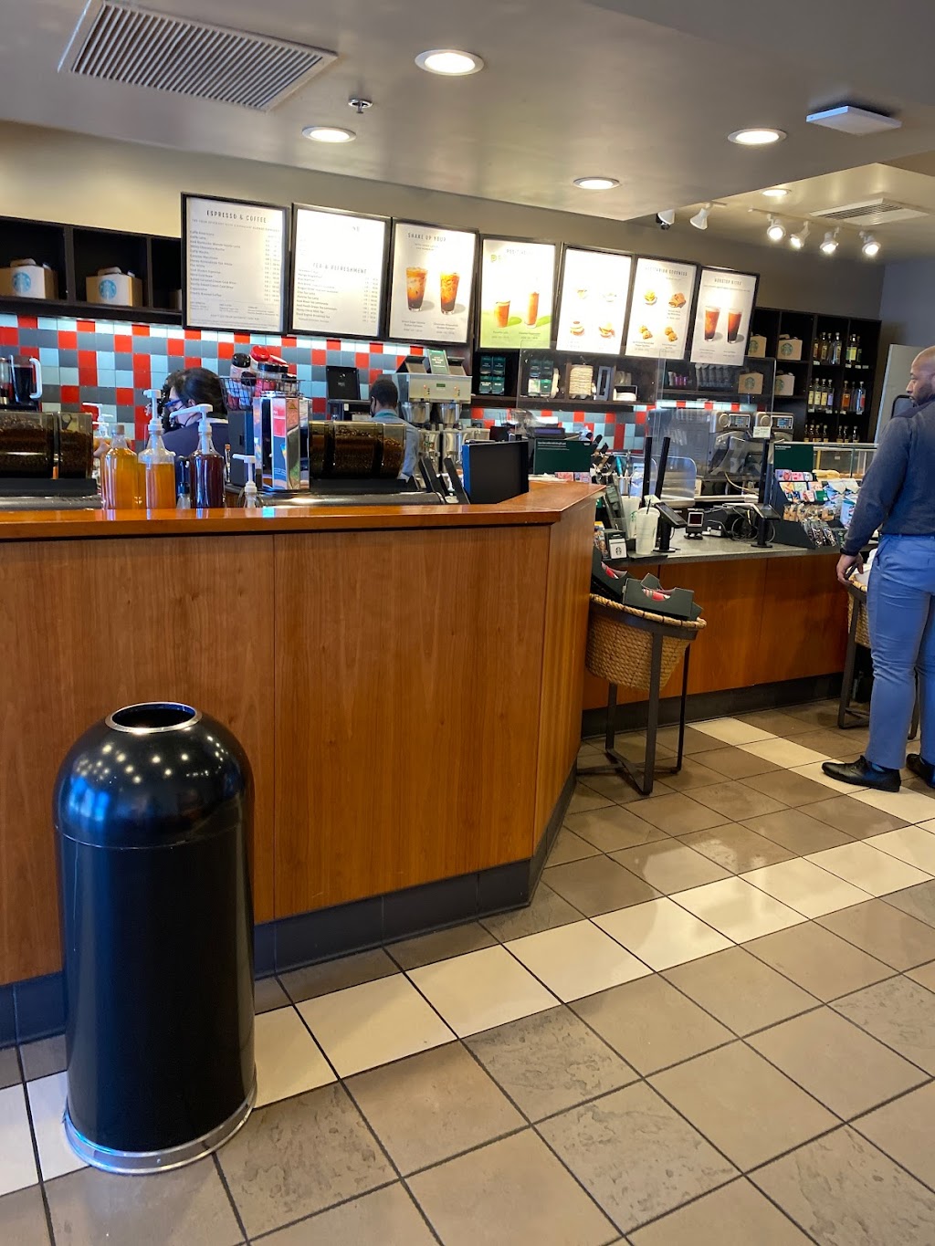 Starbucks | cafe | 201 N University Ave, Little Rock, AR 72205, USA | 5016644865 OR +1 501-664-4865
