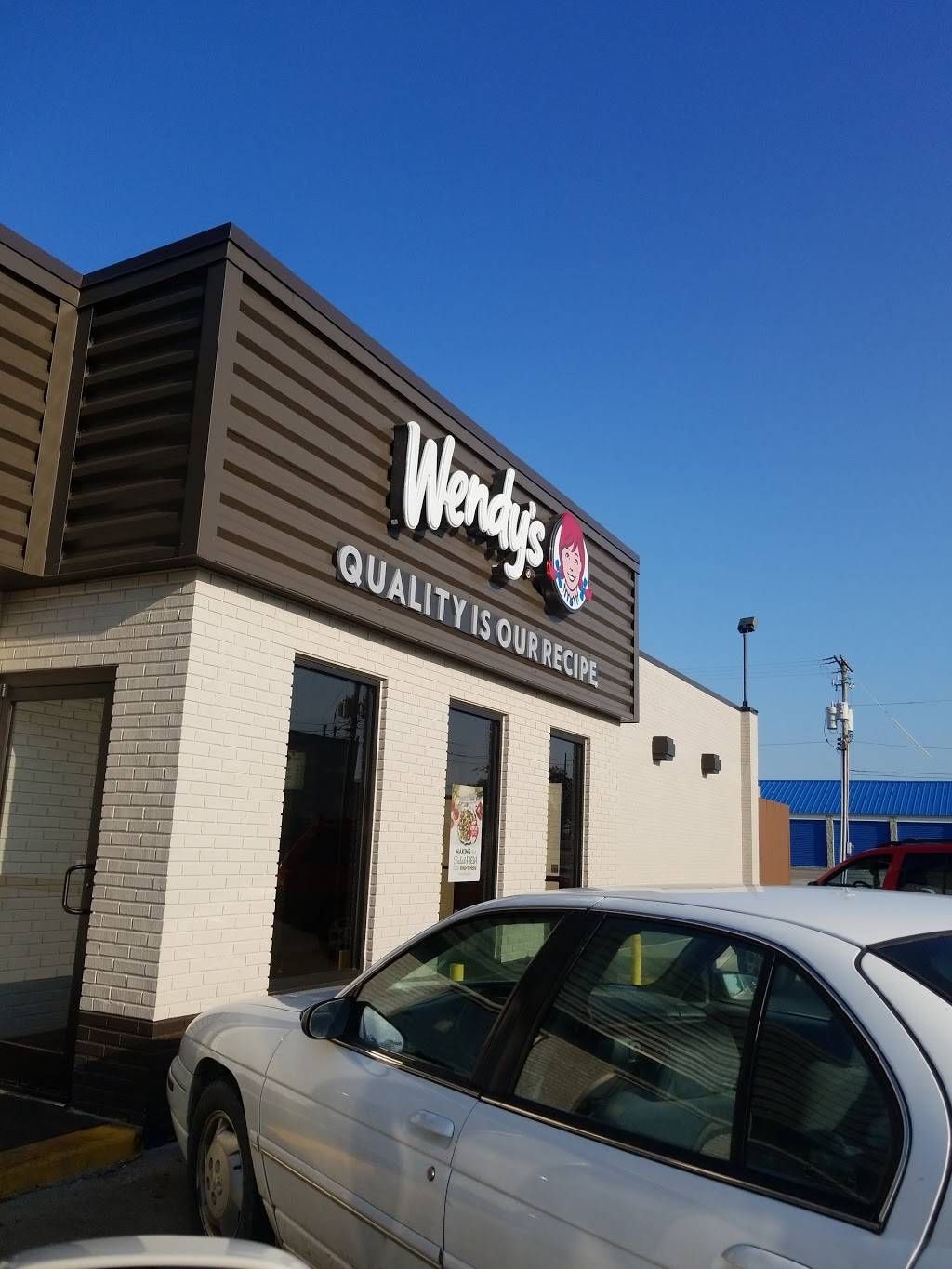Wendys | restaurant | 1551 E Wabash St, Frankfort, IN 46041, USA | 7656592811 OR +1 765-659-2811