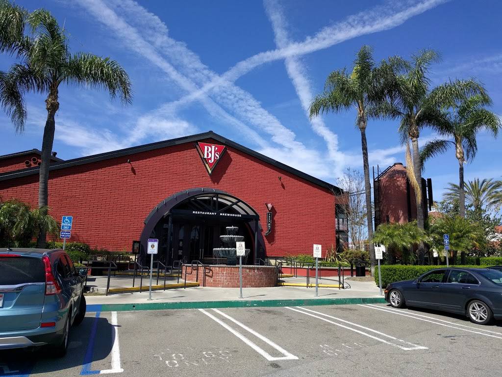 BJs Restaurant & Brewhouse | restaurant | 24032 El Toro Rd, Laguna Hills, CA 92653, USA | 9499002670 OR +1 949-900-2670