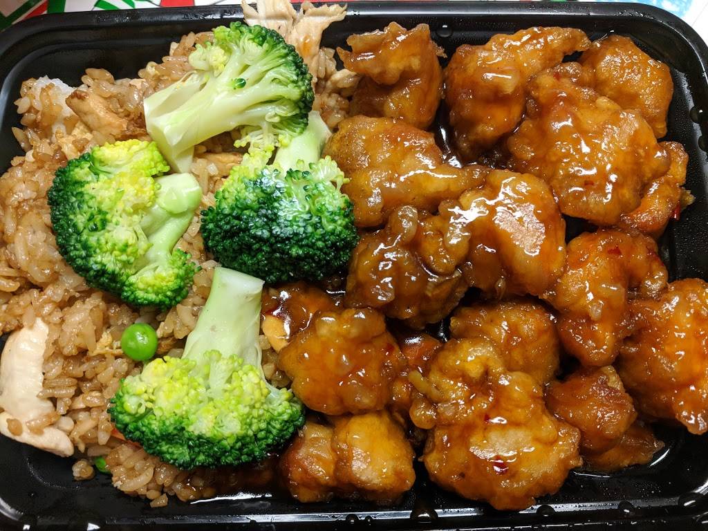 Chins Kitchen | restaurant | 6136 N Kings Hwy, Alexandria, VA 22303, USA | 7037654600 OR +1 703-765-4600