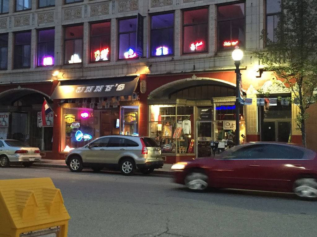 Dunnys Saloon | restaurant | 13 N Main St, Fall River, MA 02720, USA | 5086178330 OR +1 508-617-8330