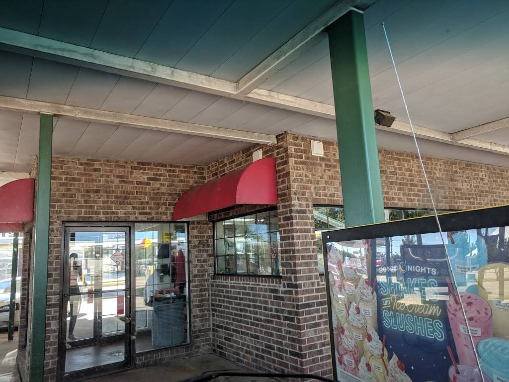 Sonic Drive-In | restaurant | 1601 Custer Rd, Plano, TX 75075, USA | 9725967616 OR +1 972-596-7616