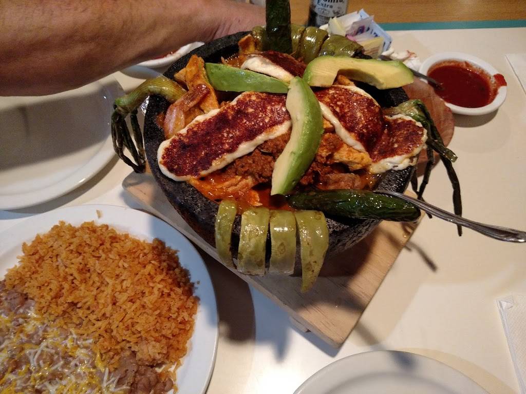 Totos Restaurant | restaurant | 31927 Hilltop Blvd, Running Springs, CA 92382, USA | 9098672469 OR +1 909-867-2469