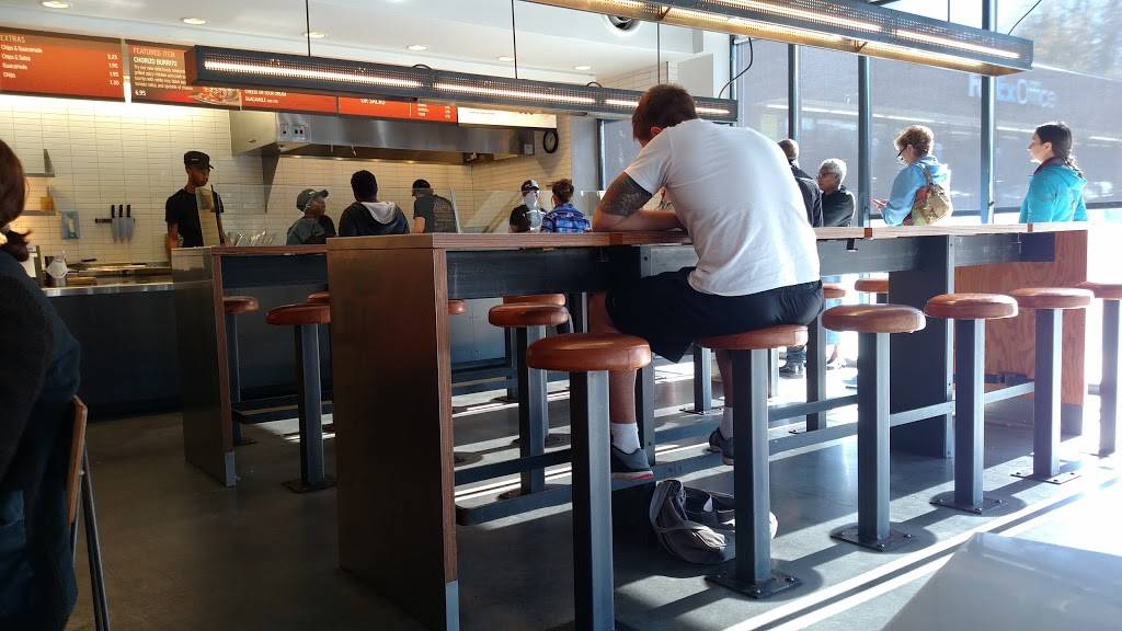 Chipotle Mexican Grill | restaurant | 435 Tate St, Greensboro, NC 27403, USA | 3364190949 OR +1 336-419-0949