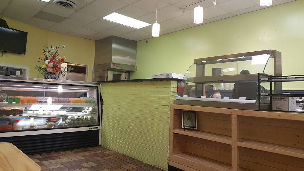 Le Banh Mi | restaurant | 29141 Dequindre Rd, Madison Heights, MI 48071, USA | 2484390888 OR +1 248-439-0888