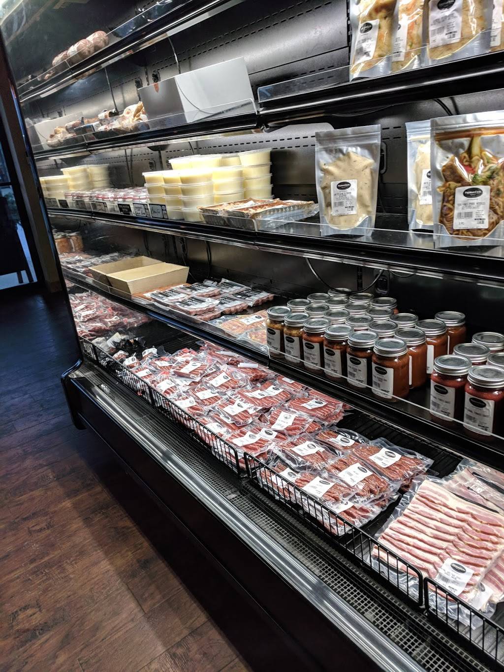 Primal Cuts | restaurant | 550 Lansdowne St W, Peterborough, ON K9J 8J8, Canada | 7057756328 OR +1 705-775-6328