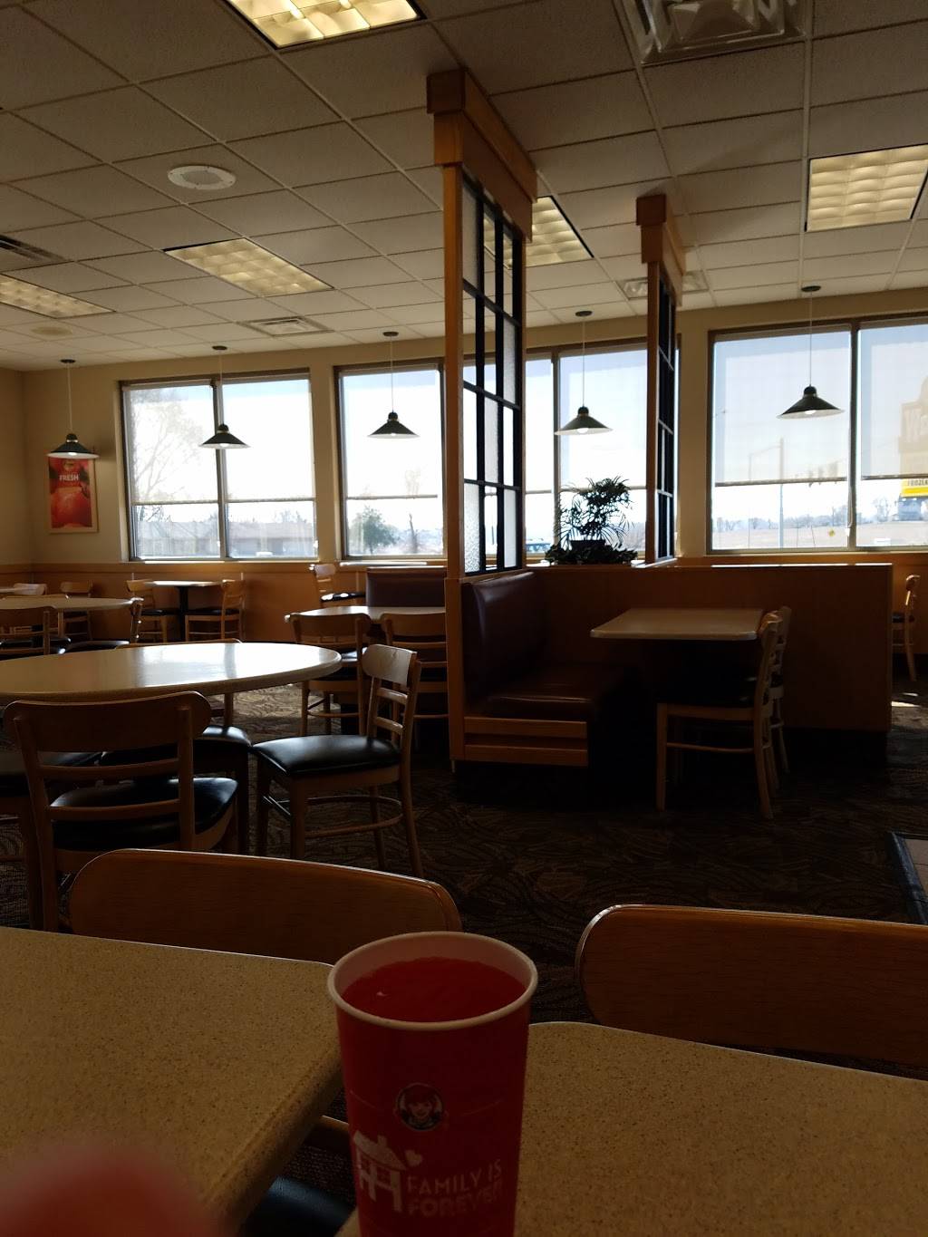Wendys | restaurant | 2880 IN-37, Mitchell, IN 47446, USA | 8128491398 OR +1 812-849-1398