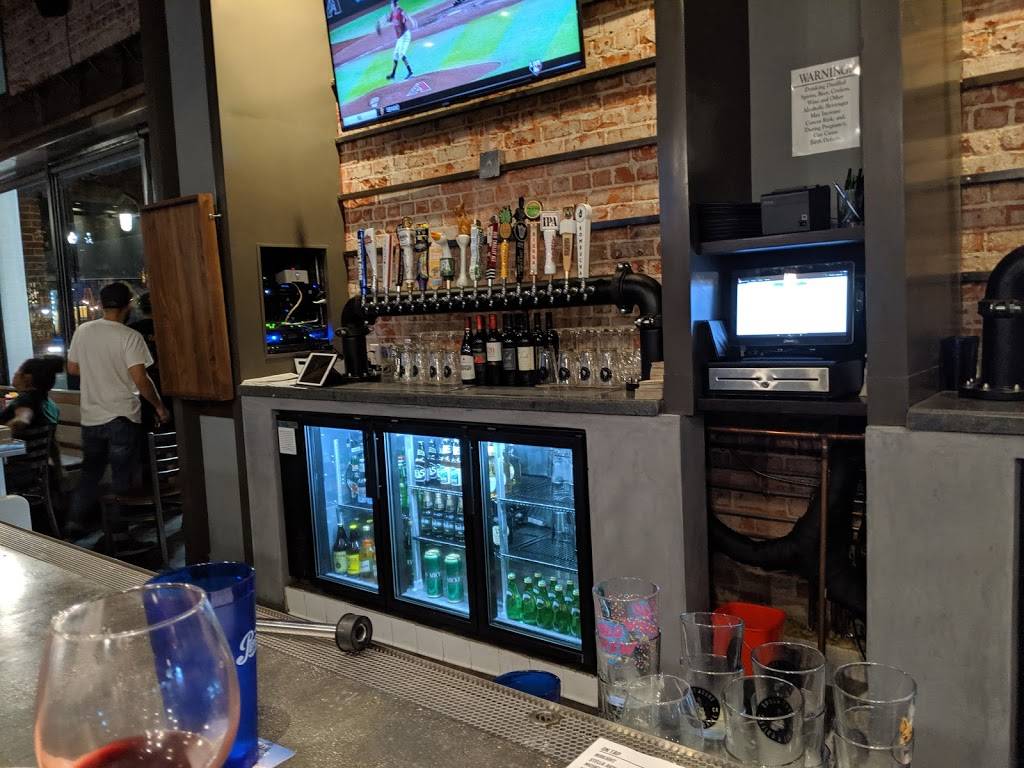 Next Round Bar & Grill | restaurant | 200 N Broadway, Santa Ana, CA 92701, USA | 7149492016 OR +1 714-949-2016