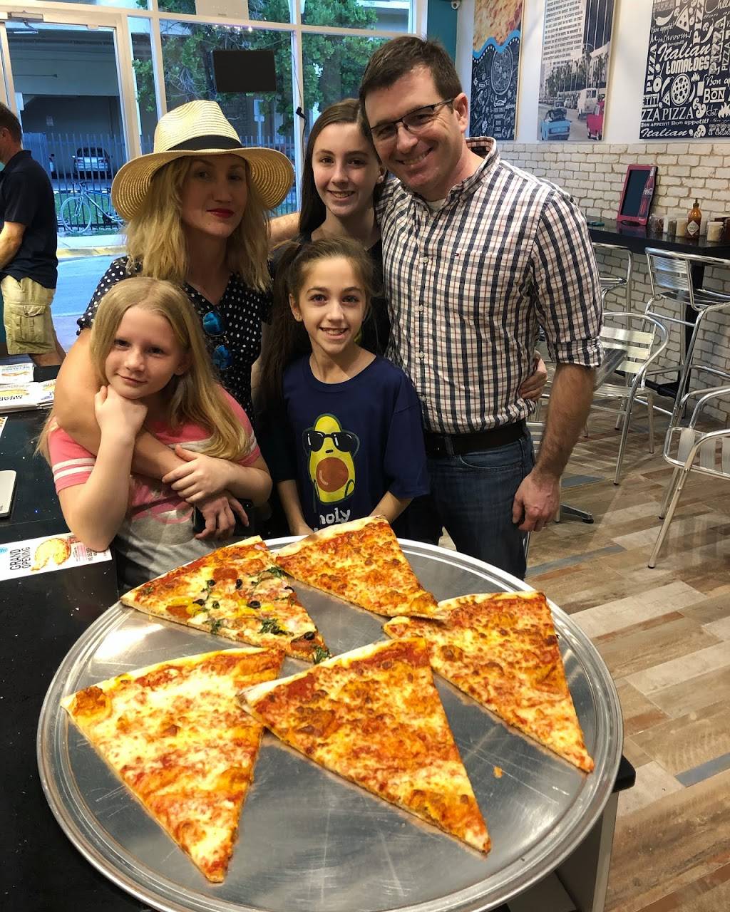 pizza de miami | meal takeaway | 601 collins ave #5 In Between Collins Ave &, Ocean Dr, Miami Beach, FL 33139, USA | 3056037209 OR +1 305-603-7209