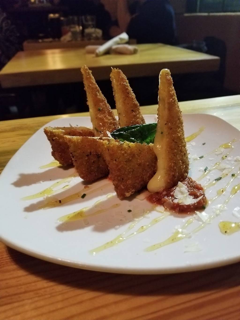 Cork & Gabel | restaurant | 2415 Michigan Ave, Detroit, MI 48216, USA | 3136382261 OR +1 313-638-2261