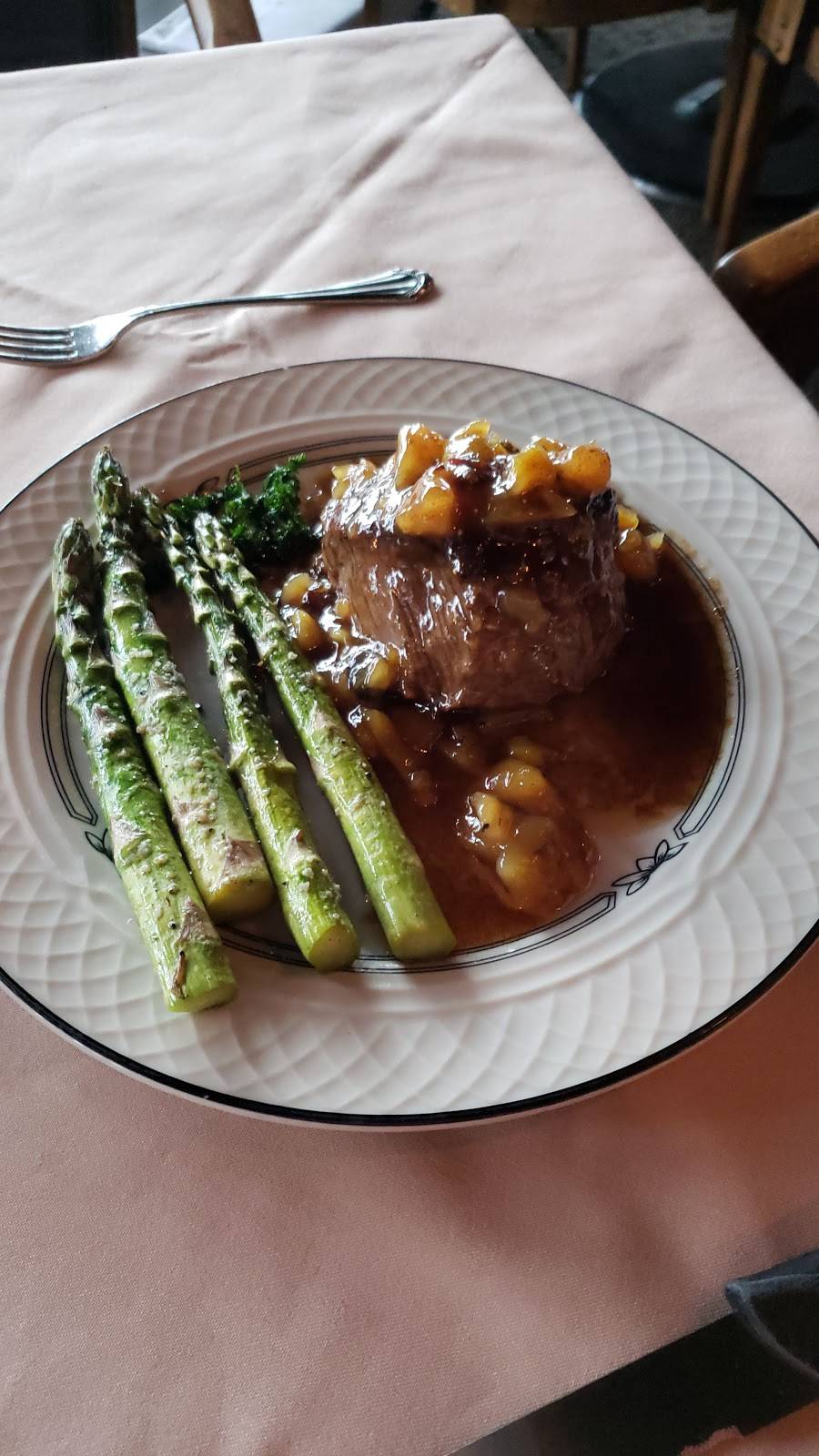 Pepper Tree Restaurant | restaurant | 888 W Moreno Ave, Colorado Springs, CO 80905, USA | 7194714888 OR +1 719-471-4888