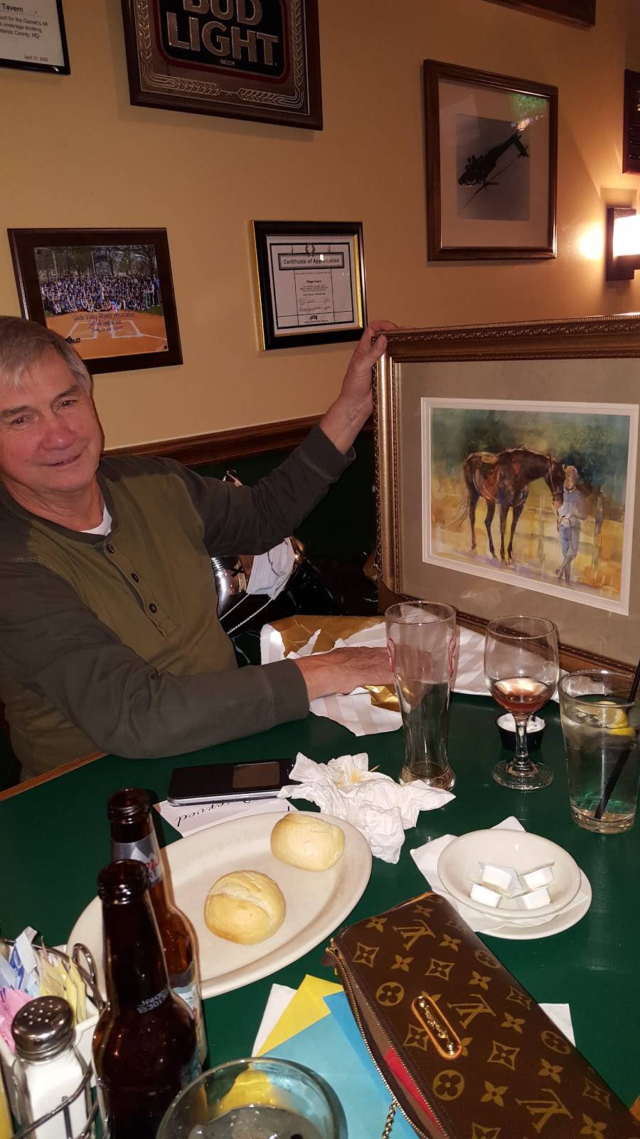 Village Tavern | restaurant | 122 Walkers Village Way, Walkersville, MD 21793, USA | 3018452262 OR +1 301-845-2262