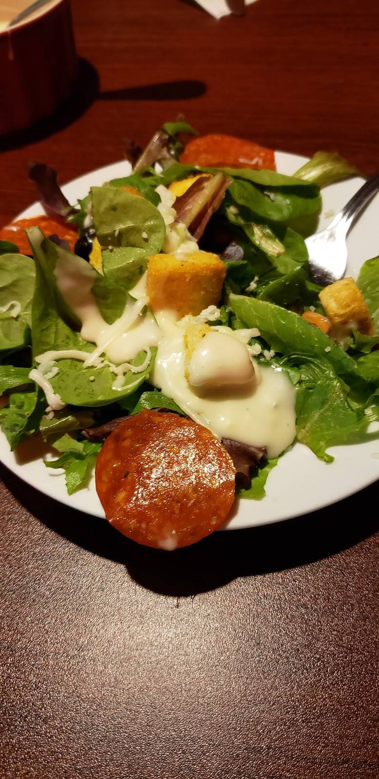 Racitis Family Restaurant | restaurant | 73475 Twentynine Palms Highway, Twentynine Palms, CA 92277, USA | 7609109331 OR +1 760-910-9331