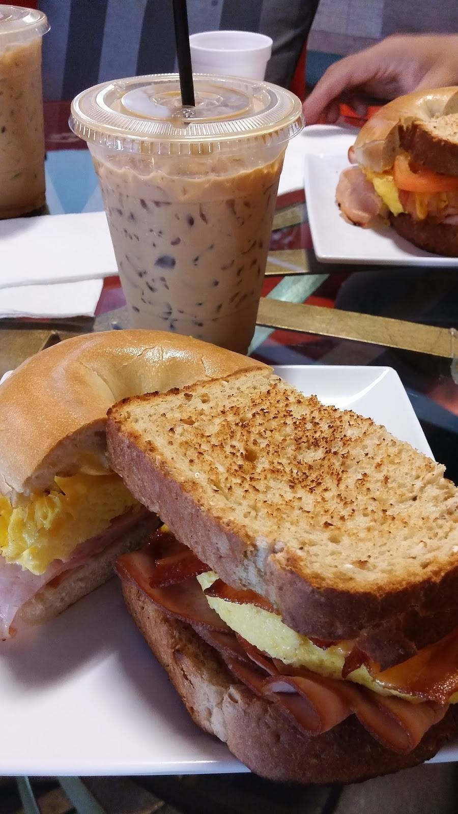 Xpresso Urban Cafe | cafe | 2681 Green River Rd #101, Corona, CA 92882, USA | 9518472593 OR +1 951-847-2593