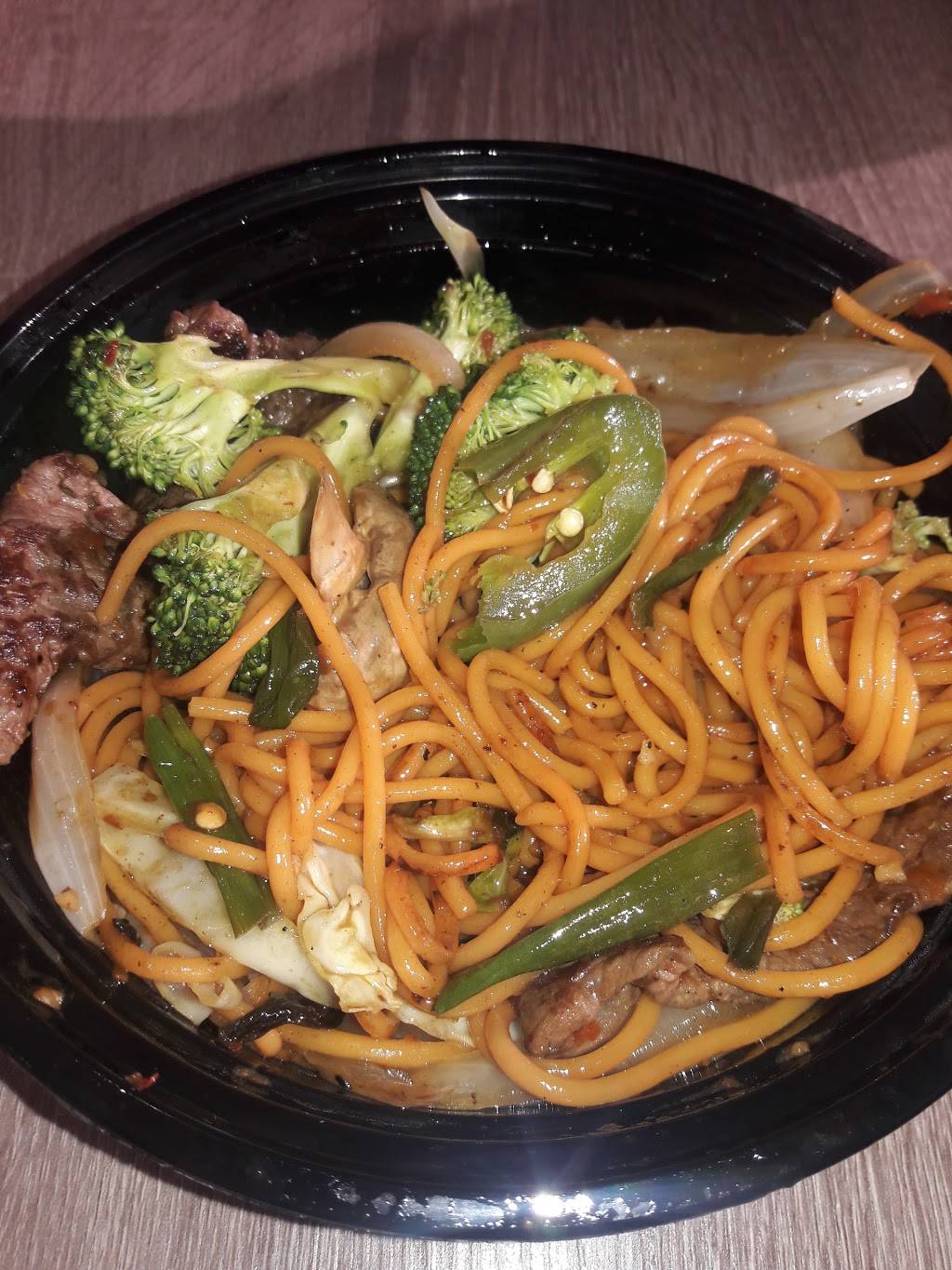 Corner Express | restaurant | 5750 Whittier Blvd, Commerce, CA 90022, USA | 3234907552 OR +1 323-490-7552