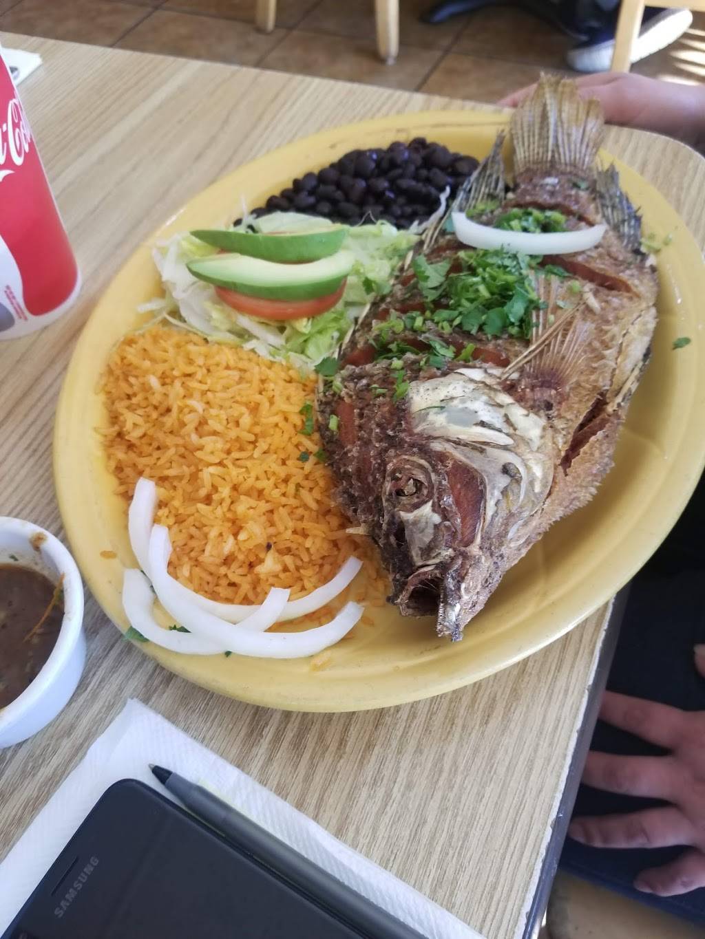 Taqueria Cancun | restaurant | 2224 4th St, San Rafael, CA 94901, USA | 4154545282 OR +1 415-454-5282