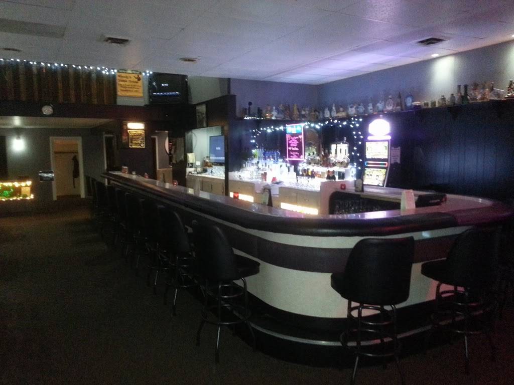 Woodys Steak House | restaurant | 1321 La Salle St, Ottawa, IL 61350, USA | 8154332400 OR +1 815-433-2400