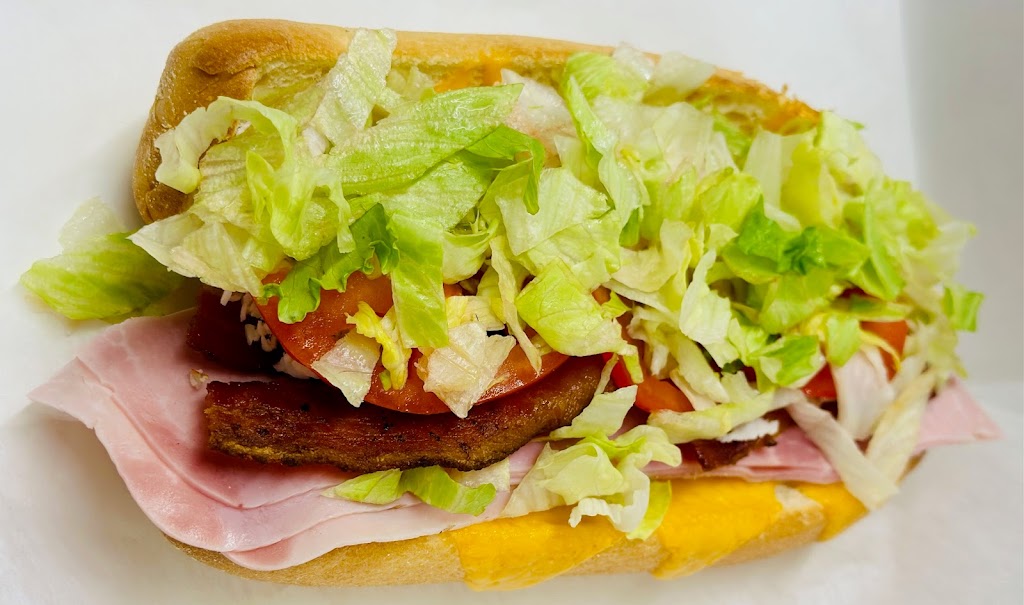 Baypoint Pizza | restaurant | 3124 U.S. 1 MM15, Key West, FL 33040, USA | 3057453882 OR +1 305-745-3882