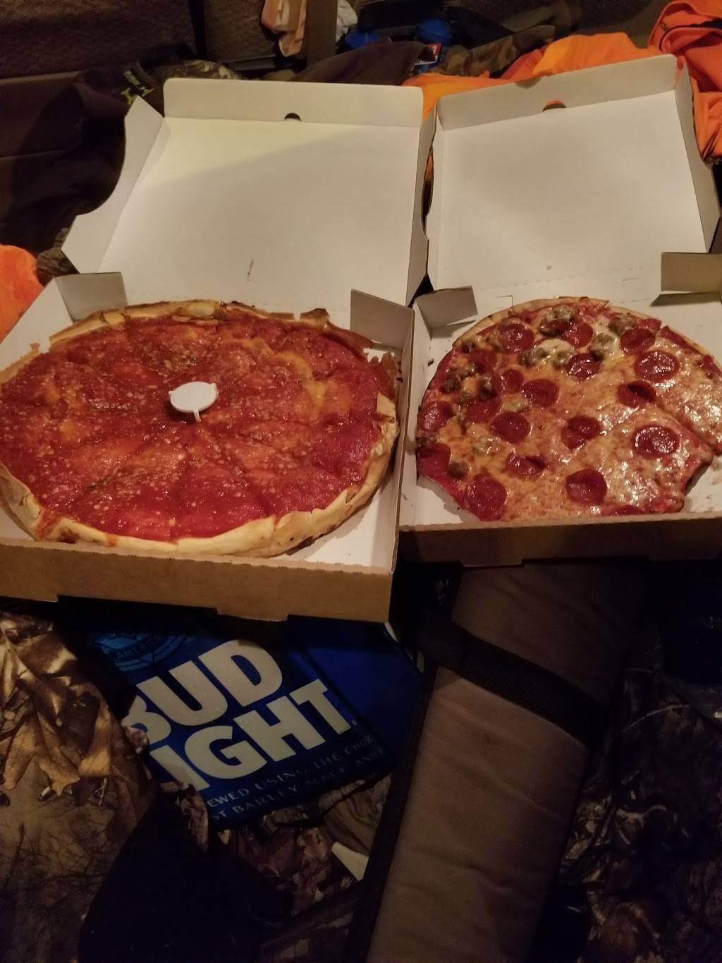 Dimaggio Pizza | restaurant | 108 E Market St, Christopher, IL 62822, USA | 6187247877 OR +1 618-724-7877