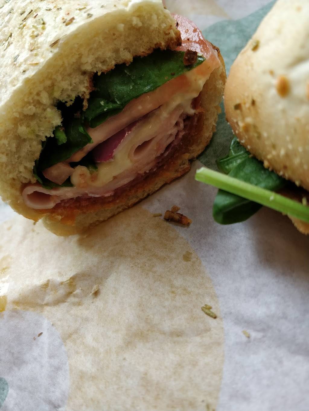 Subway | restaurant | 1355 Huron St, London, ON N5V 2E3, Canada | 5194532454 OR +1 519-453-2454