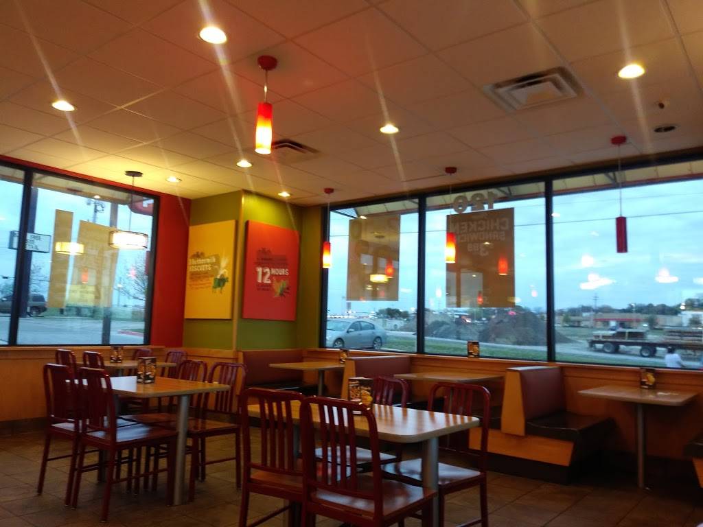 Popeyes Louisiana Kitchen | restaurant | 120 E Central Texas Expy, Harker Heights, TX 76548, USA | 2546807711 OR +1 254-680-7711