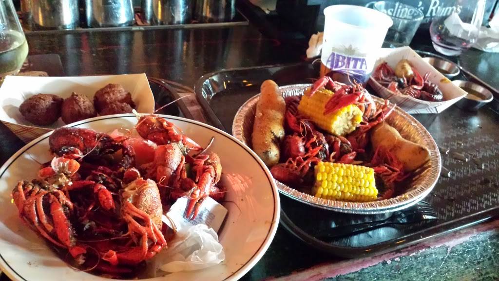 Pearl Dive Oyster Palace | restaurant | 1612 14th St NW, Washington, DC 20009, USA | 2023191612 OR +1 202-319-1612