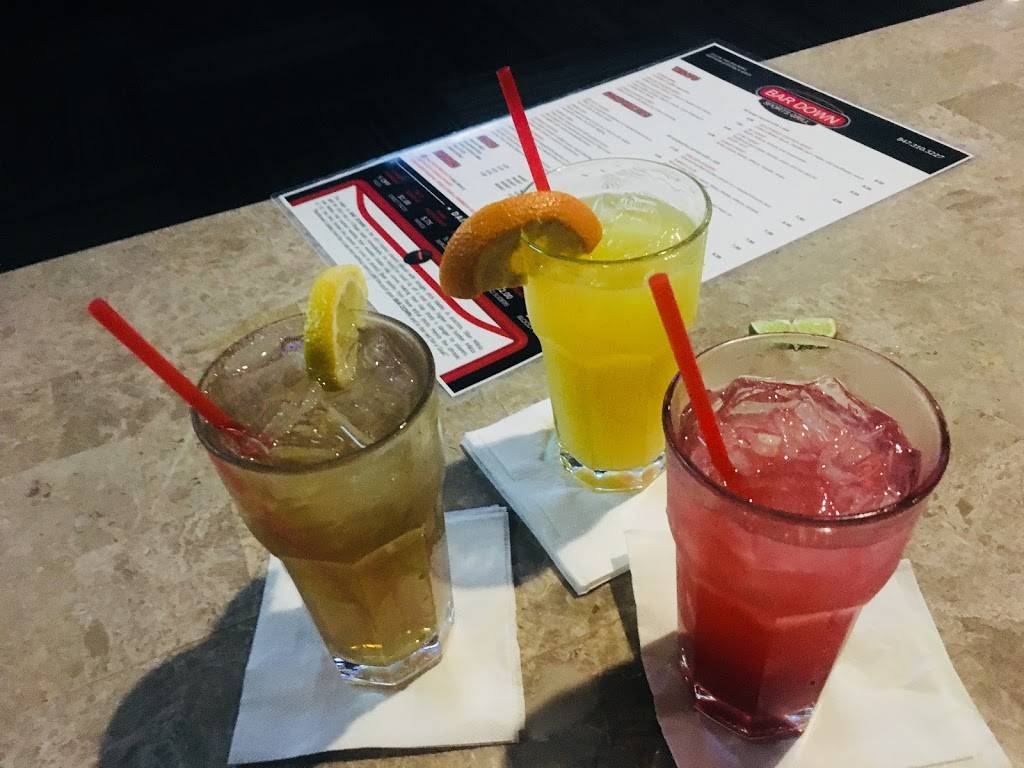 Bar Down Sports Grill | restaurant | 2354 W Higgins Rd, Hoffman Estates, IL 60169, USA | 8473103227 OR +1 847-310-3227