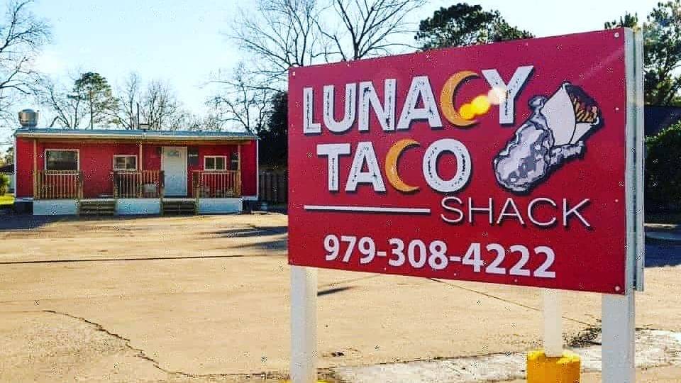 Lunacy Taco Shack | restaurant | 621 W Mulberry St, Angleton, TX 77515, USA | 9793084222 OR +1 979-308-4222