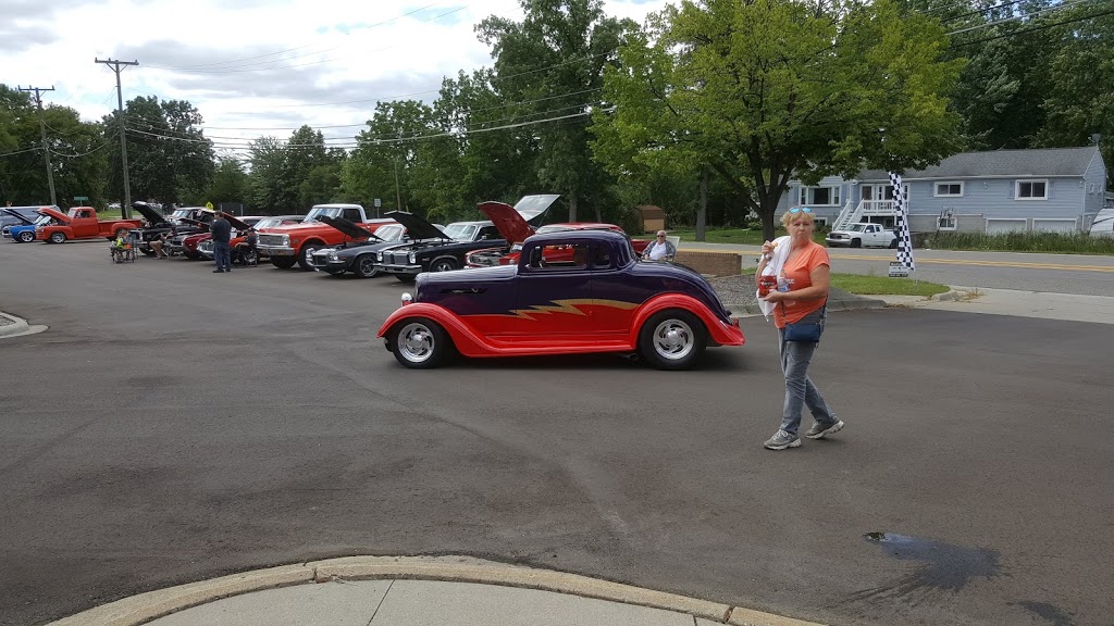 A. Young Insurance Agency | restaurant | 1400 Scott Lake Rd AA, Waterford Twp, MI 48328, USA | 2486820077 OR +1 248-682-0077