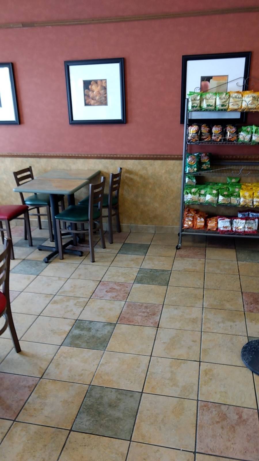 Subway | restaurant | 6204, 150-C, New Boston St, Woburn, MA 01801, USA | 7815690550 OR +1 781-569-0550