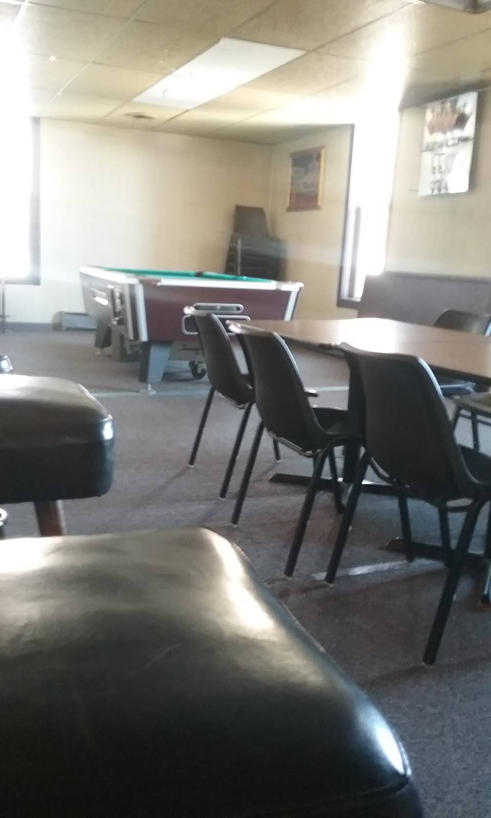 Footbridge Bar & Grill | restaurant | N3850 County C, Kewaunee, WI 54216, USA | 9203880490 OR +1 920-388-0490