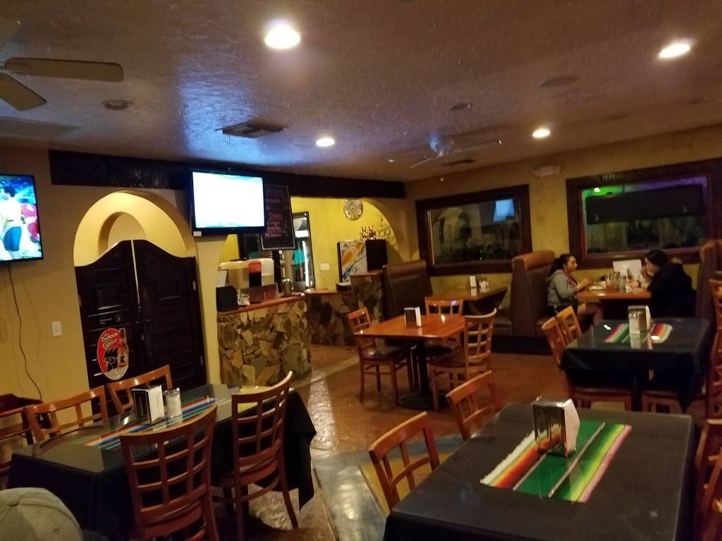 Charlys Restaurant | restaurant | 4549 Imperial Hwy, Inglewood, CA 90304, USA | 3103302697 OR +1 310-330-2697